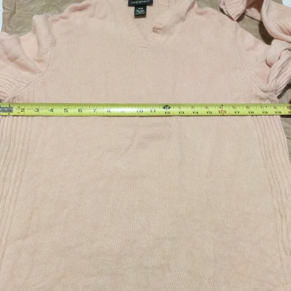 Lane Bryant Women Wool Blend Hooded Sweater Size 14/16 - Picture 4 of 5